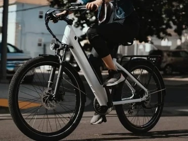 Hvor hurtigt kan en 36V EBike gå?